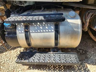 International HV607 Left Fuel Tank