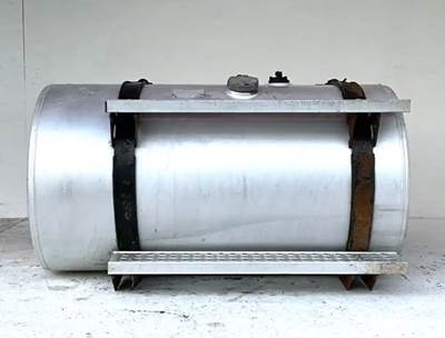 International Paystar 5900i Right Fuel Tank