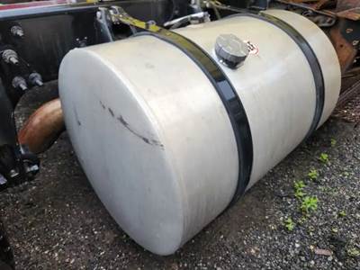 International RH613 Right Fuel Tank