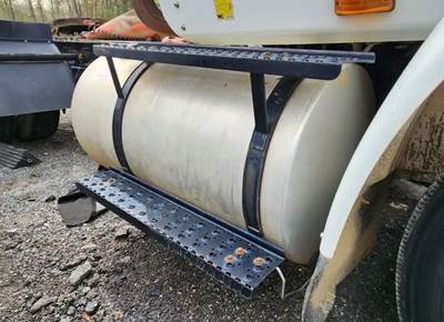 International TranStar 8600 Right Fuel Tank