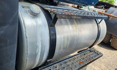 International WorkStar 7600 Left Fuel Tank