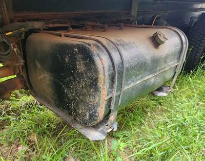 Kenworth K300 Left Fuel Tank