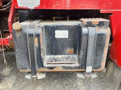 Kenworth T300 Right Fuel Tank