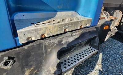 Kenworth T600 Left Fuel Tank