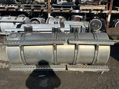 Kenworth T660 Left Fuel Tank