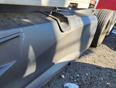 Kenworth T680 Left Fuel Tank