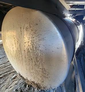 Kenworth T680 Left Fuel Tank