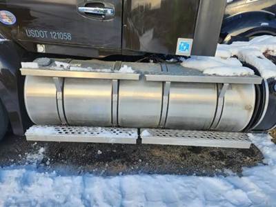 Kenworth T680 Left Fuel Tank