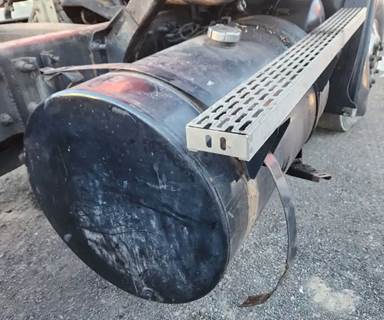 Mack CH613 Right Fuel Tank