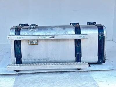 Mack Granite GU713 Left Fuel Tank for a 2016 Mack GU713