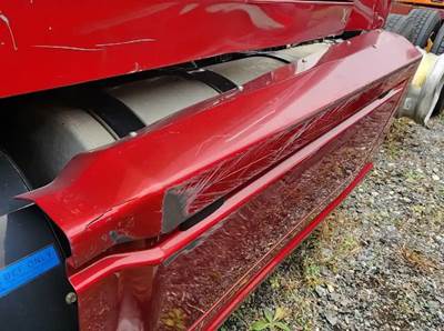 Mack Pinnacle CXU613 Left Fuel Tank for a 2016 Mack CXU613