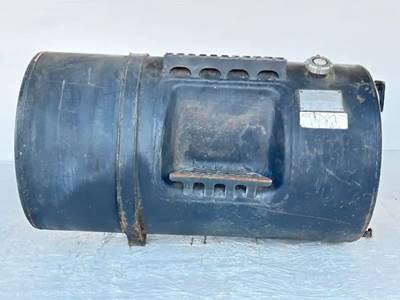 Mack RD688S Right Fuel Tank