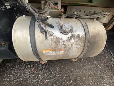 Nissan UD3300 Left Fuel Tank for a 2012 Ud/Nissan UD3300