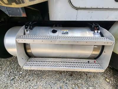 Peterbilt 348 Right Fuel Tank