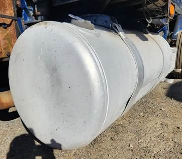 Peterbilt 378 Right Fuel Tank