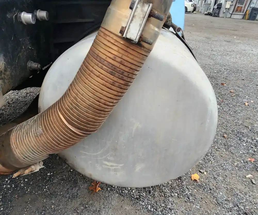 2002 Peterbilt 379 Right Fuel Tank For Sale Elkton, MD 1104691060F060H