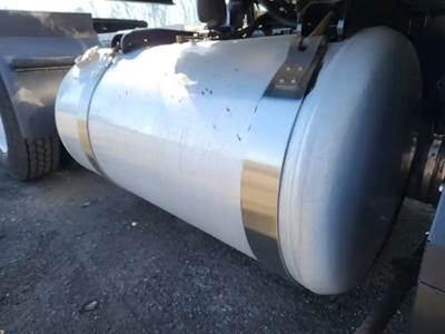 Peterbilt 384 Right Fuel Tank