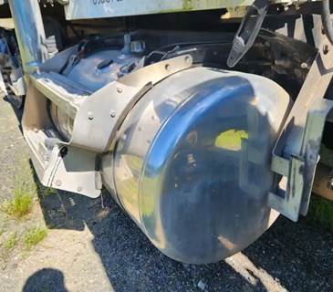 Peterbilt 389 Right Fuel Tank