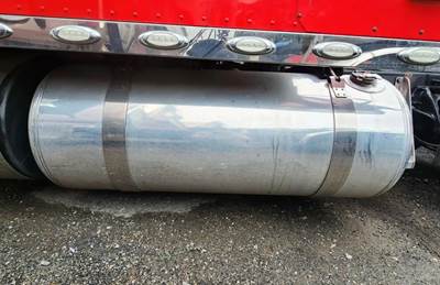 Peterbilt 567 Left Fuel Tank