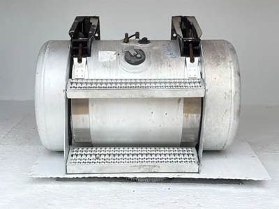 Peterbilt 567 Left Fuel Tank