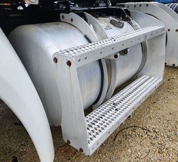 Peterbilt 579 Left Fuel Tank