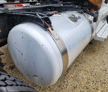 Peterbilt 579 Right Fuel Tank
