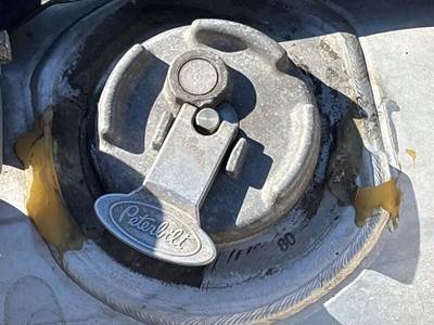 Peterbilt 579 Right Fuel Tank