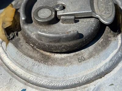 Peterbilt 579 Left Fuel Tank