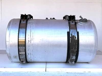 Peterbilt 587 Left Fuel Tank
