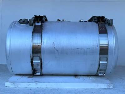 Peterbilt 587 Right Fuel Tank