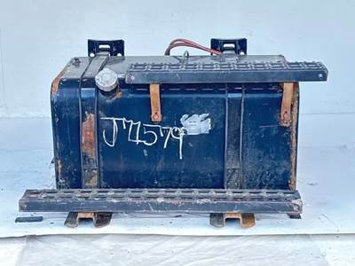 Sterling L9500 Right Fuel Tank