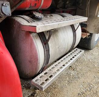 Sterling L9500 Left Fuel Tank