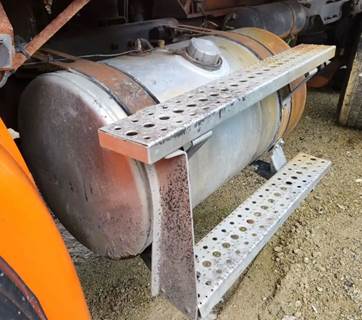 Sterling L9500 Left Fuel Tank