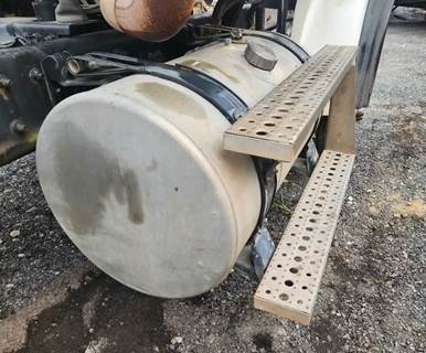 Sterling L9500 Right Fuel Tank