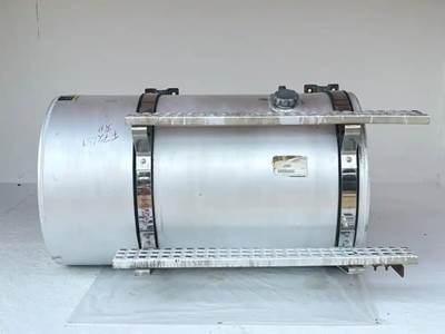 Volvo VNL Right Fuel Tank