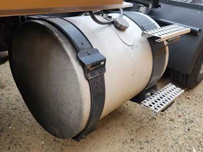 Volvo VNL Left Fuel Tank