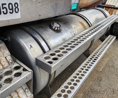 Western Star 4900 Left Fuel Tank