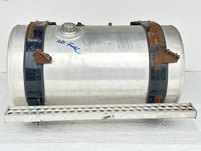 Western Star 4900SA Left Fuel Tank for a 2014 Western Star 4900 SA