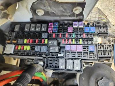 Ford F-750 Fuse Box