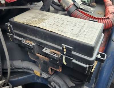 Freightliner M2 106 Fuse Box