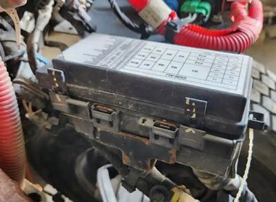 Freightliner M2 106 Fuse Box