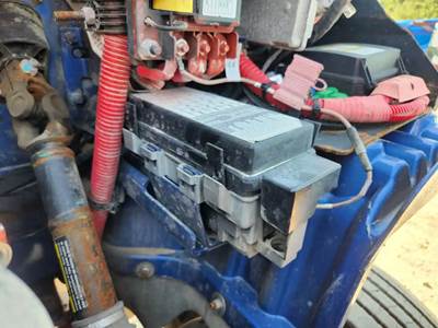 Freightliner M2 106 Fuse Box