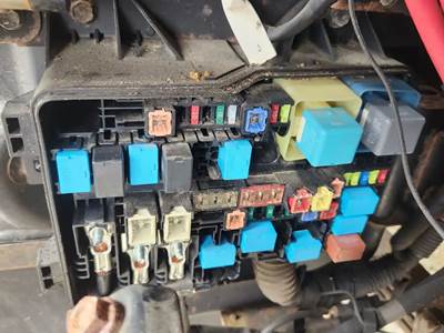 Hino 195 Fuse Box