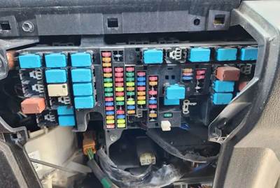 Hino 338 Fuse Box