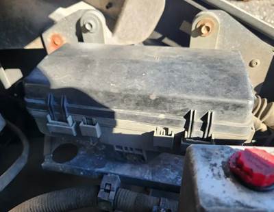 Isuzu Reach Fuse Box