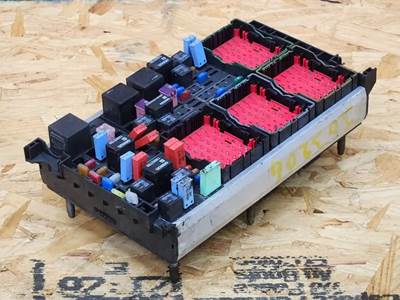 Kenworth T680 Fuse Box