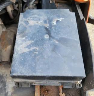 Sterling L9500 Fuse Box