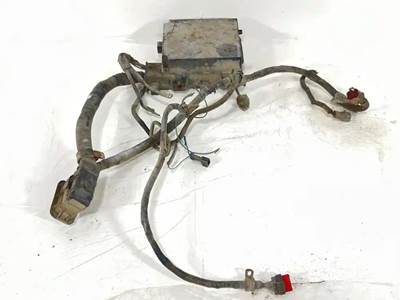 Sterling L9513 Fuse Box