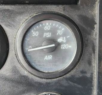 Used 2022 Freightliner Cascadia 126 Air Suspension Gauge