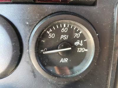 Used 2020 Freightliner Cascadia 126 Air Suspension Gauge